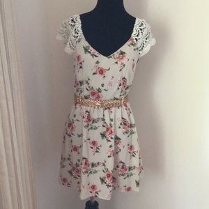 F21 floral dress with crochet sleeves